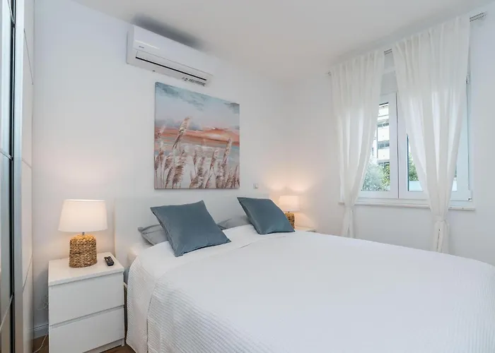 Apartment Beautiful In With Wifi Mandre