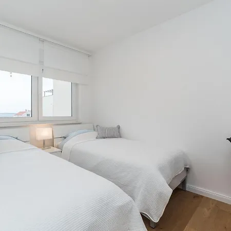 3 Bedroom Gorgeous In * Mandre