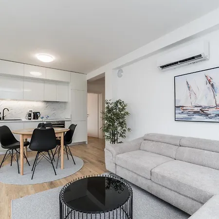 3 Bedroom Gorgeous In *